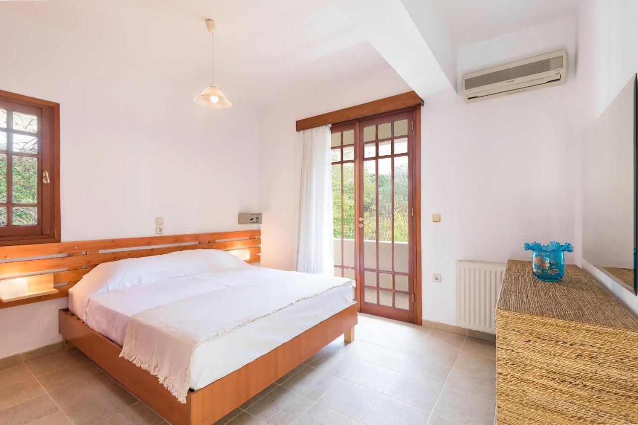 Emerald Dawn Villa Pefki  ภายนอก รูปภาพ